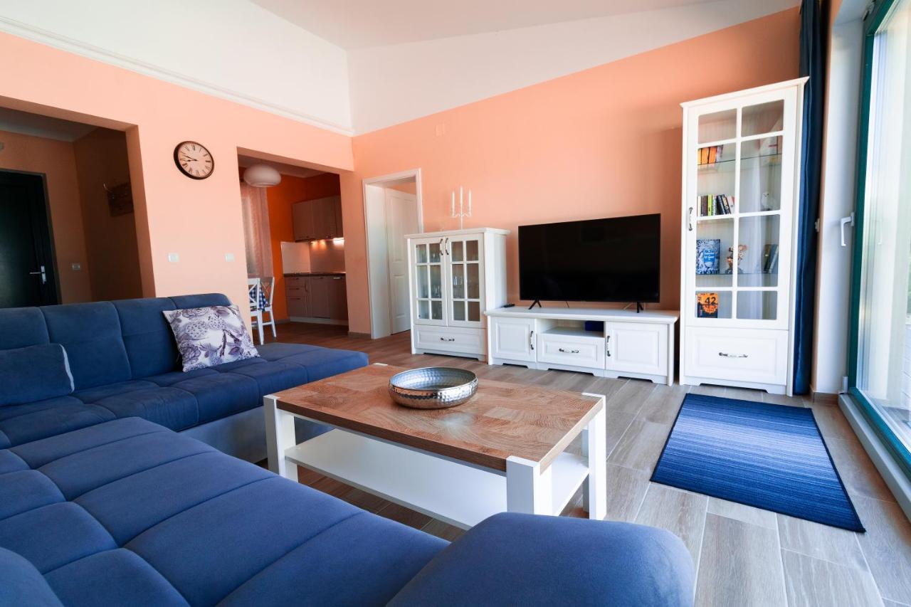 Sea Cats' Villas Sutivan ภายนอก รูปภาพ