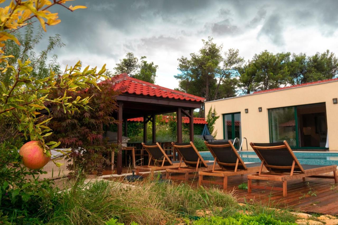 Sea Cats' Villas Sutivan ภายนอก รูปภาพ