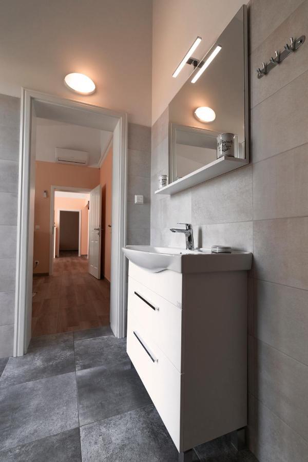 Sea Cats' Villas Sutivan ภายนอก รูปภาพ