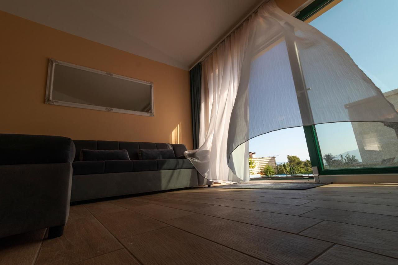 Sea Cats' Villas Sutivan ภายนอก รูปภาพ