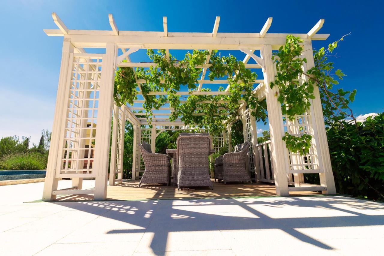 Sea Cats' Villas Sutivan ภายนอก รูปภาพ