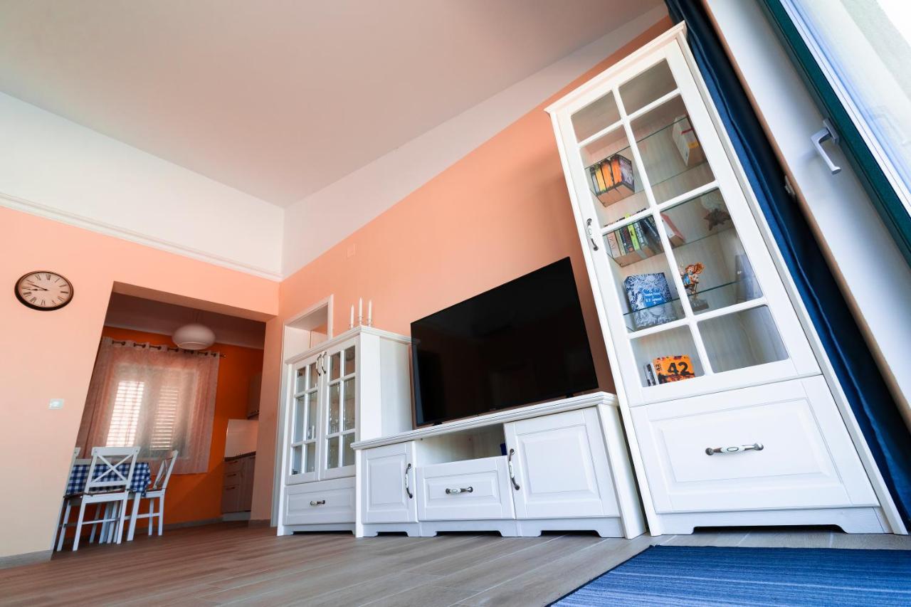 Sea Cats' Villas Sutivan ภายนอก รูปภาพ