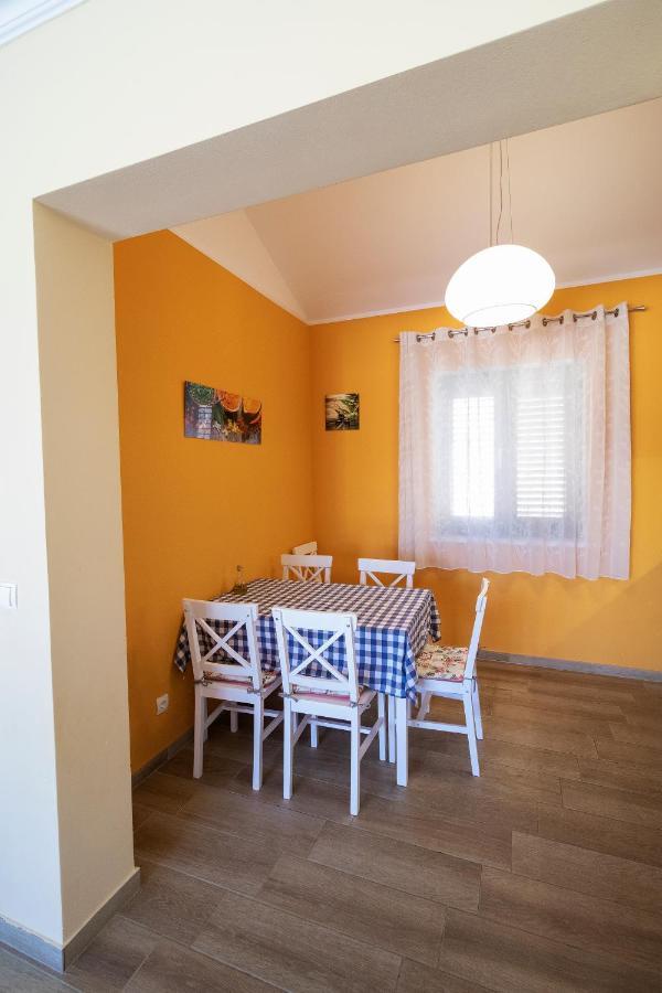 Sea Cats' Villas Sutivan ภายนอก รูปภาพ