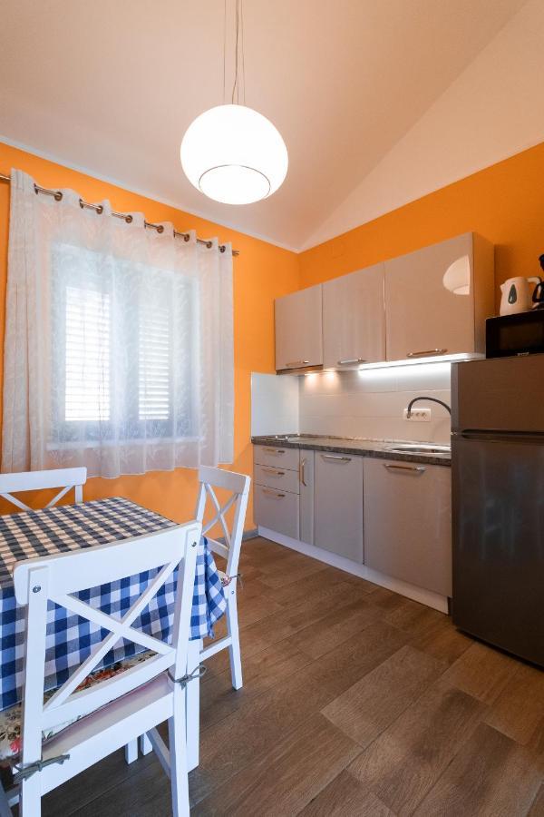 Sea Cats' Villas Sutivan ภายนอก รูปภาพ